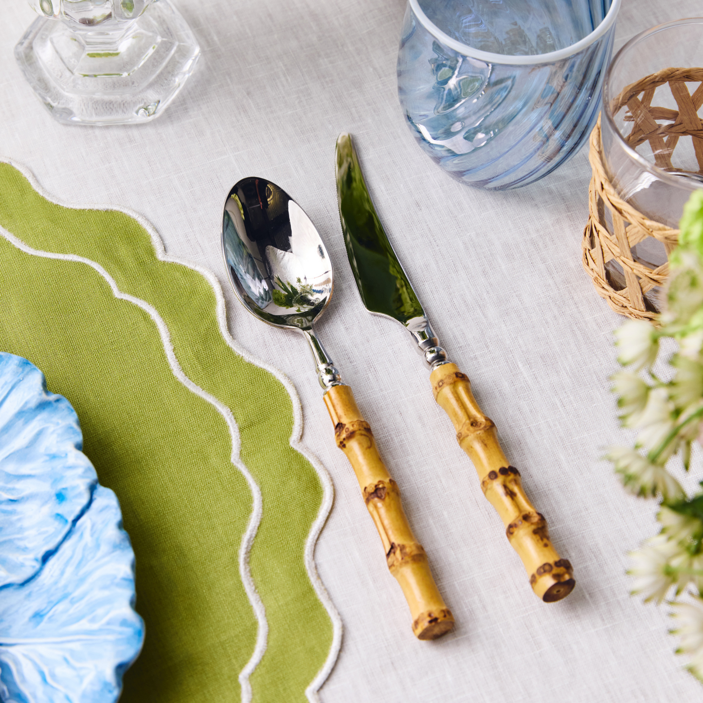 Set of 4 - Linen Scalloped Edged Placemats - Green