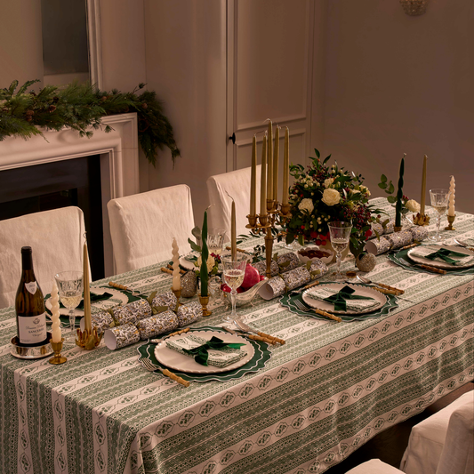 First Bloom Linen Blend Tablecloth Emerald Green