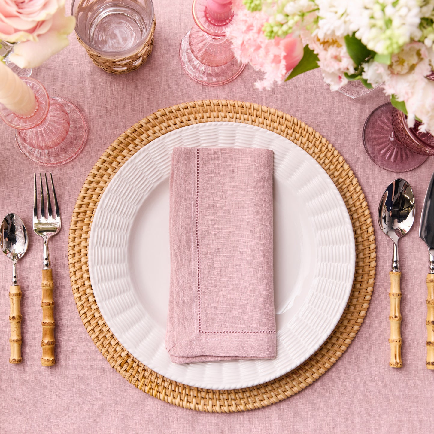 Tovaglia in lino con bordo orlato - Rosa antico - per tavolo da 6 persone