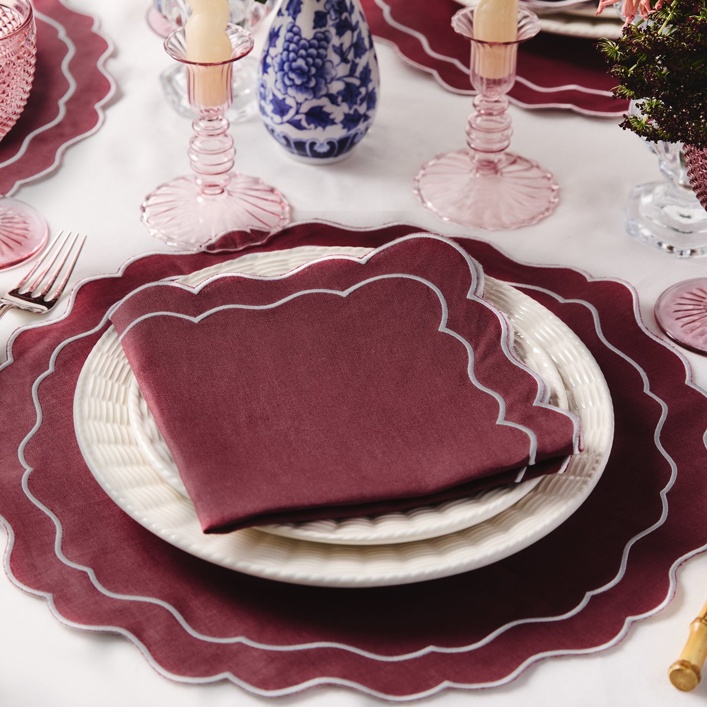 Linen Scalloped Edged Napkins - Cherry Red (Set of 4)