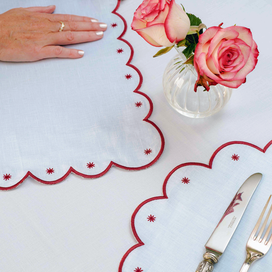 Starry Nights - Linen Scalloped Edge Napkin Baby Blue with Ruby (set of 4)