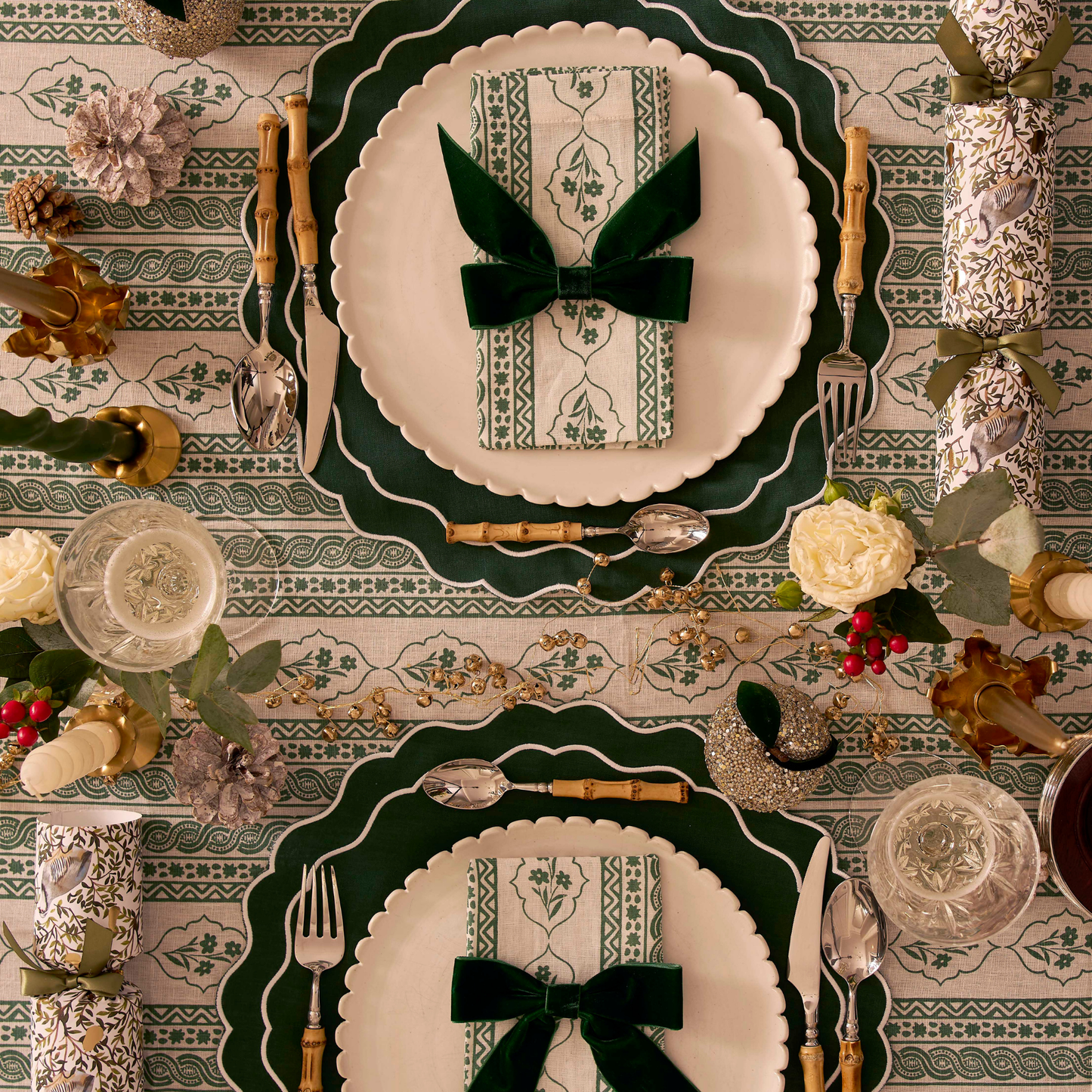 First Bloom Linen Blend Tablecloth Emerald Green