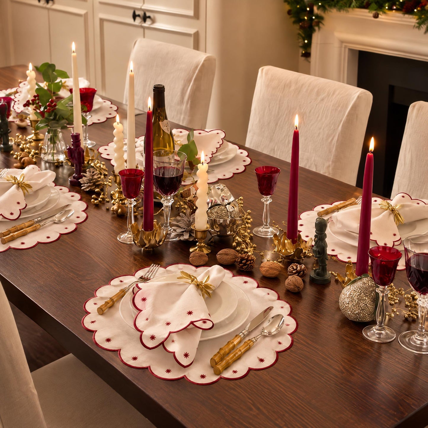Starry Nights - Linen Scalloped Edge Placemat - Ivory with Garnet (set of 4)