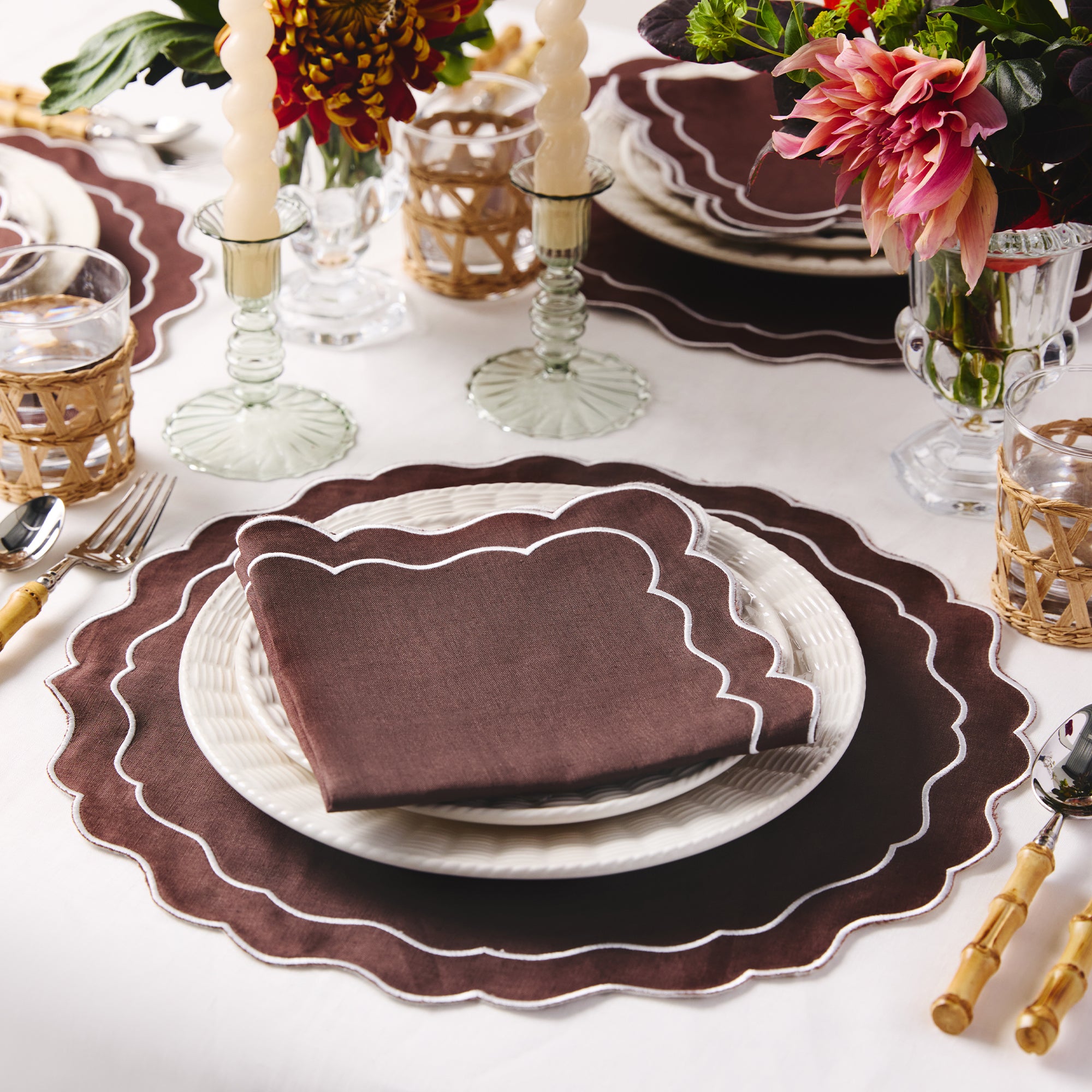 Set of 4 Pure Linen Scalloped Edged Placemat Chocolate Clio and
