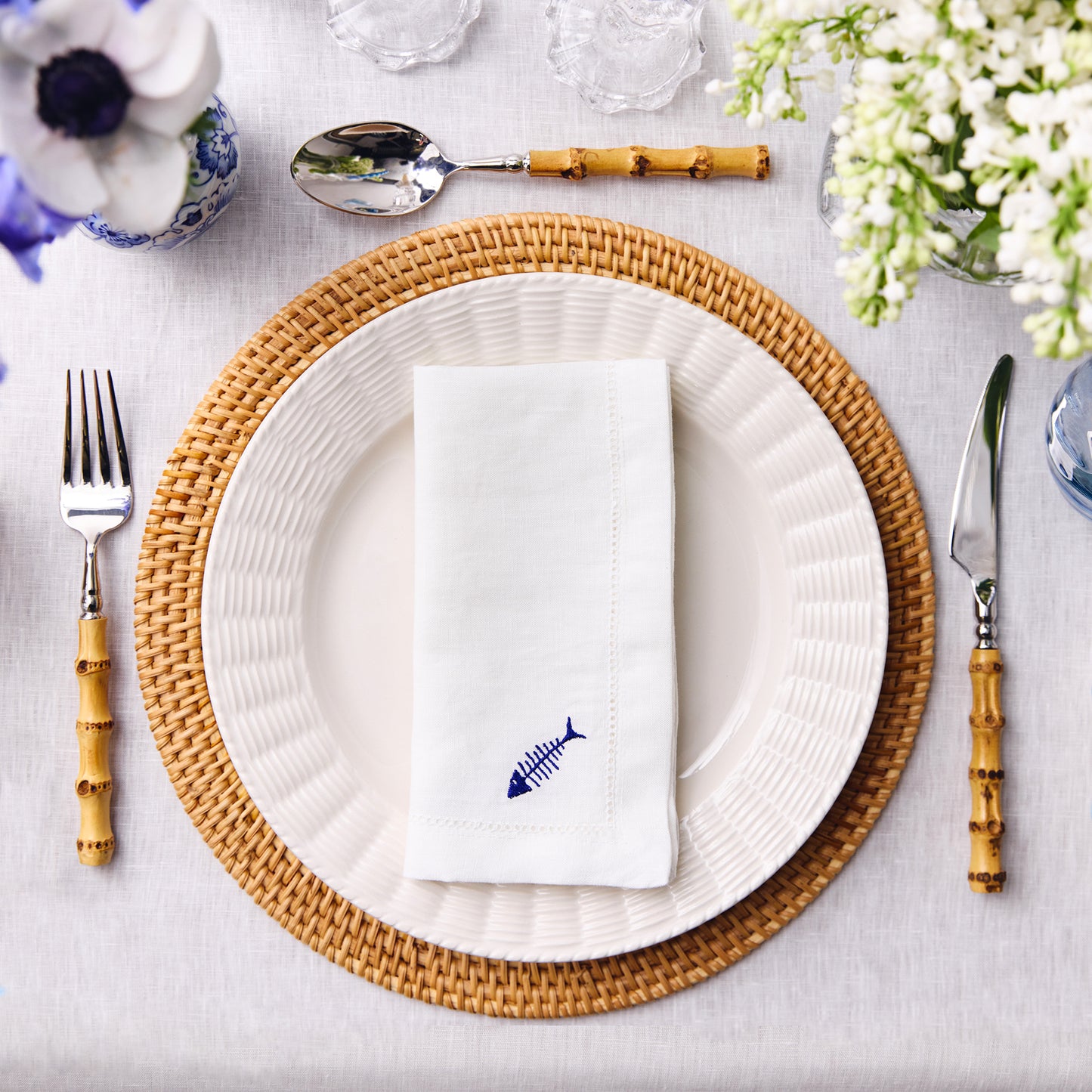 Set of 4 - Pure Linen Hemstitch Napkin with Embroidery Detail - White
