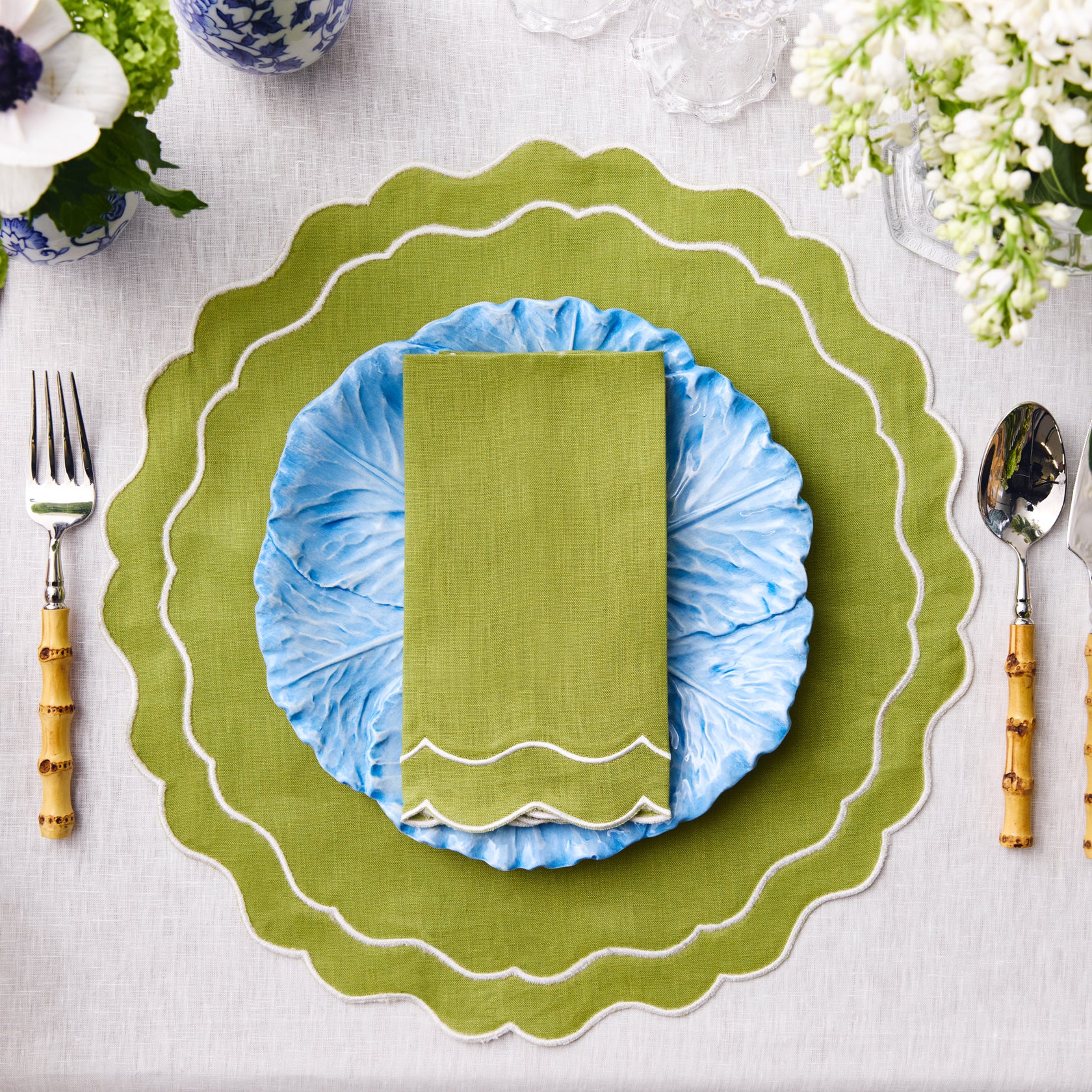 Set of 4 Linen Scalloped Edged Placemats Green Clio and Clover